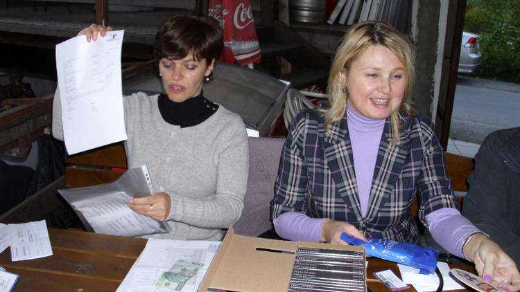 Nasze niezawodne biurko. Spotkanie "S�owianek" w In Cognito".