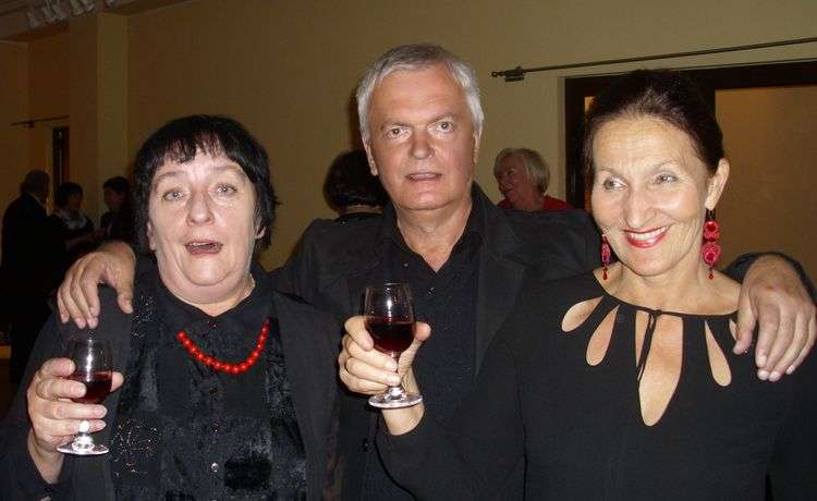 Olkusz. Po koncercie było jeszcze przyjemniej. Olkusz. Po koncercie było jeszcze przyjemniej.