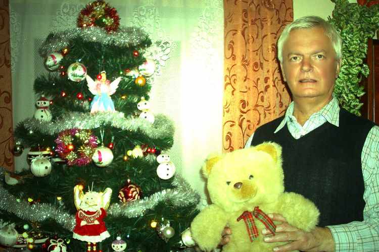 Ja te� �ycz� wszystkim "S�owiankom" radosnych �wi�t Bo�ego Narodzenia i pomy�lnego Nowego Roku 2013. Zygmunt A.