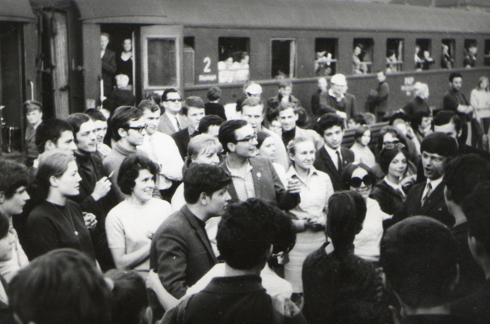 Charkw 71 powitanie na dworcu (ze zb. MB-G)