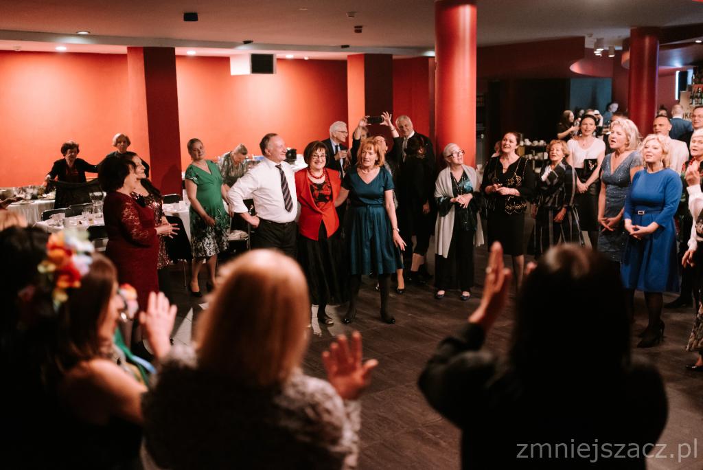 Bal SWiPS �ACZEK 15.020.2020