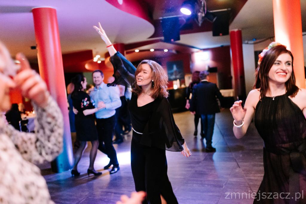 Bal SWiPS �ACZEK 15.020.2020